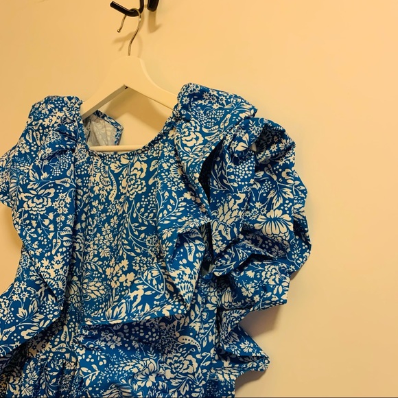 New blouse 👚 - Picture 2 of 5